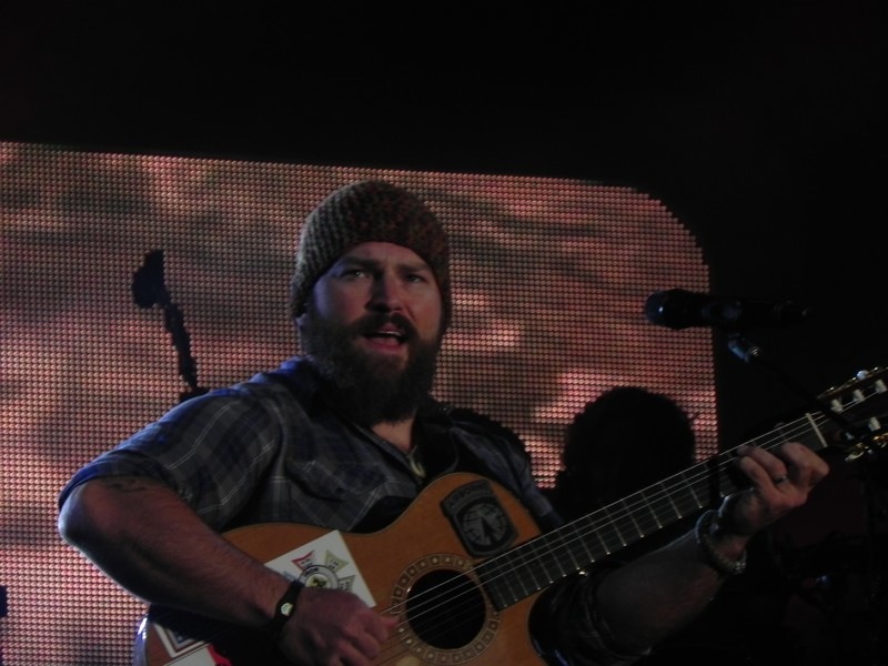 Picture Book: Zac Brown Kicks Off Annual Music and Food Festival Picture Book: Zac Brown Kicks Off Annual Music and Food Festival