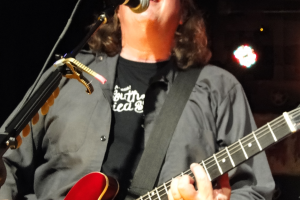 Photobook: Drivin’ N’ Cryin’ with Donkey at Smith’s Olde Bar 7/25 Photobook: Drivin’ N’ Cryin’ with Donkey at Smith’s Olde Bar 7/25
