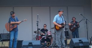 Interview with Phil Jones of Dog Bite; Playing the EARL, tonight, June 21 Interview with Phil Jones of Dog Bite; Playing the EARL, tonight, June 21