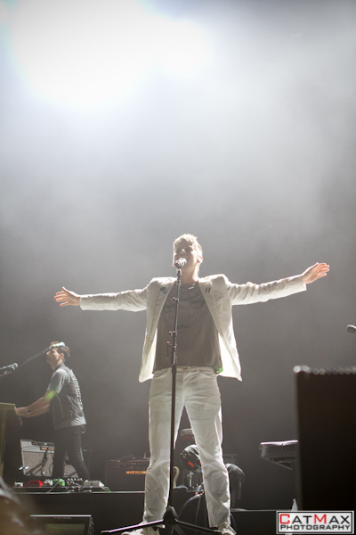 Picture Book: Foster The People with The Kooks and Kimbra- June 7, 2012 at Verizon Wireless Amphitheater at Encore Park Picture Book: Foster The People with The Kooks and Kimbra- June 7, 2012 at Verizon Wireless Amphitheater at Encore Park