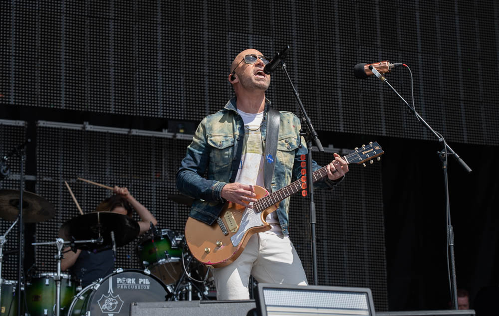 Live-9.jpg